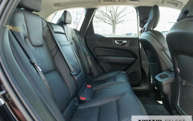 Volvo XC 60 cena 151900 przebieg: 108125, rok produkcji 2019 z Orzysz małe 596